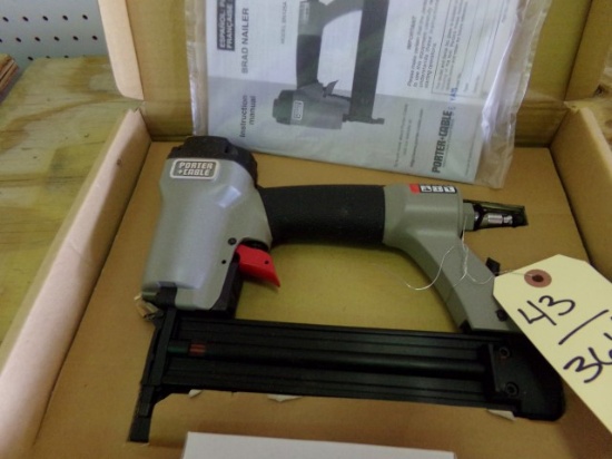 NEW IN BOX PORTER CABLE BRAD NAILER MODEL BN125A