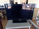 SAMSUNG 39 INCH FLAT SCREEN TV