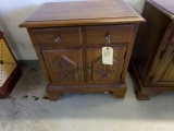 BROYHILL NIGHT STAND