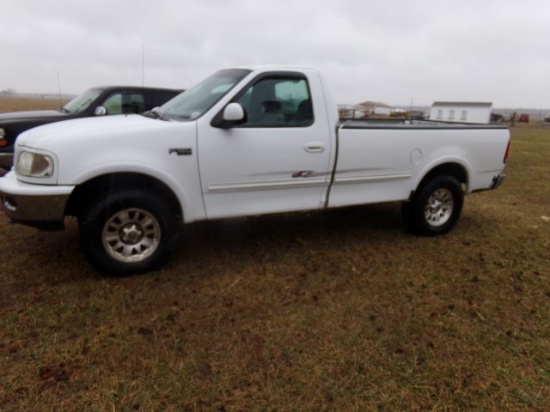 #4301 1997 FORD F150 REG CAB 182299 MILES 4X4 AUTO TRANS PWR CRUISE 8' BED