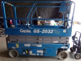 #5511 GENIE 24 FOOT SCISSOR LIFT GS 2032 144 HRS