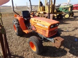 #3007 KUBOTA B9200 TRACTOR 4 WD 4 CYLINDER DIESEL HYDROSTATIC TRANSMISSION