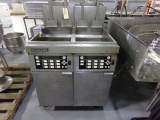 DOUBLE HOBART DEEP FRYERS MOD 2HGFC35 SN 461265891 PROPANE