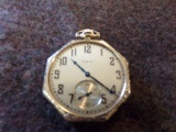 ELGIN GOLD POCKET WATCH MARKED N.Y. WATCH CASE CO. 14K 125581 17 JEWELS: MI