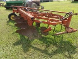 #1707 4 ROW BOTTOM PLOW MASSEY FERGUSON MOD 86 SN 1268003049