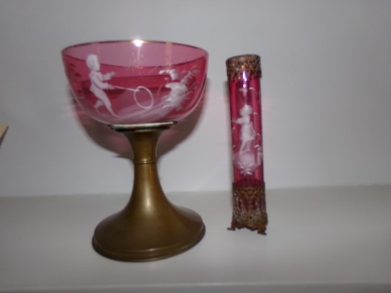 CRANBERRY MARY GREGORY BUD VASE CHALICE