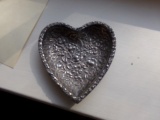 STIEFF STERLING SILVER HEART SHAPED DISH RESPOUSSE 1.18 T OZ