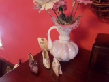 OPALESCENT PITCHER AND MINIATURE SHOES AND PURSE