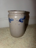 19TH CENTURY BLUE AND GRAY STORAGE CROCK