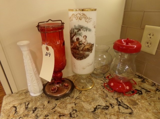 COUNTER TOP LOT TO INCLUDE MILK GLASS BUD VASE HUMMING BIRD FEEDER AND MORE