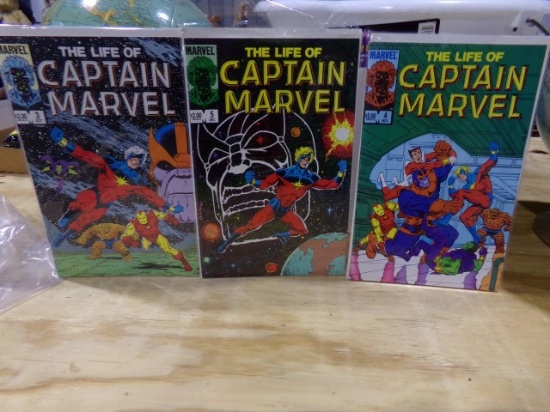 LOT OF CAPTAIN MARVEL COMIC BOOKS TO INCLUDE THE LIFE OF CAPTAIN MARVEL NO