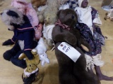 COLLECTION OF BABY DOLLS AND TEDDY BEARS TO INCLUDE BOYDS BEAR  MOHAIR COLL