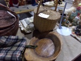 COLLECTION OF BASKETS INCLUDING FEATHER BASKET AND HAND HEWN WOODEN BOWL