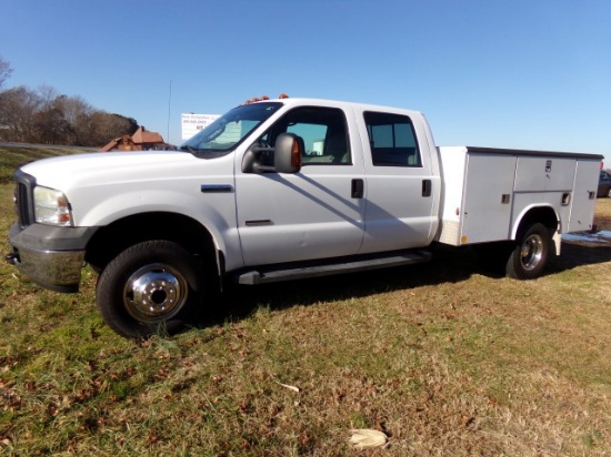 #1001 2006 FORD F350 DUALLY DIESEL 4 WD CREW CAB AUTO TRANS 242147 MILES 8'
