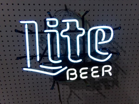 NEON LITE BEER SIGN APPROX 17" X 12"