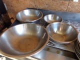 SET STAINLESS STEEL BOWLS 2 11