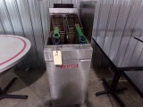 VULCAN DEEP FRYER GAS MOD LG 300 ON CASTERS WITH 4 BASKETS