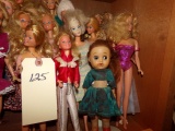 COLLECTION OF BARBIE AND SKIPPER DOLLS APPROXIMATELY 20