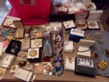 LARGE LOT COSTUME JEWELRY NECKLACES PINS EARRINGS AND MORE