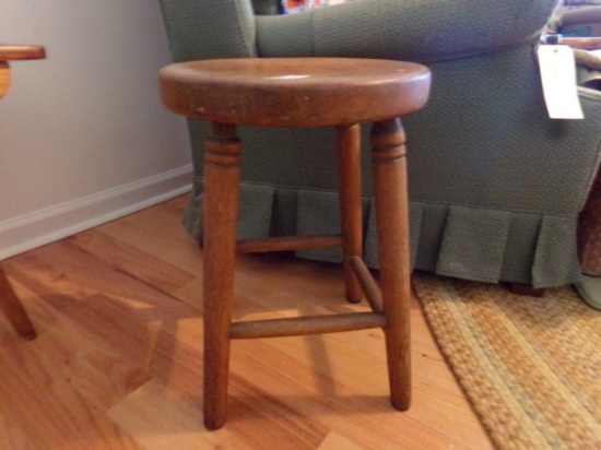 PRIMITIVE STOOL