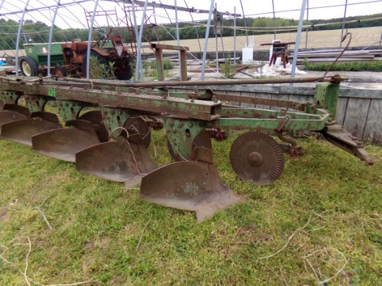 JOHN DEERE 6 BOTTOM PLOW