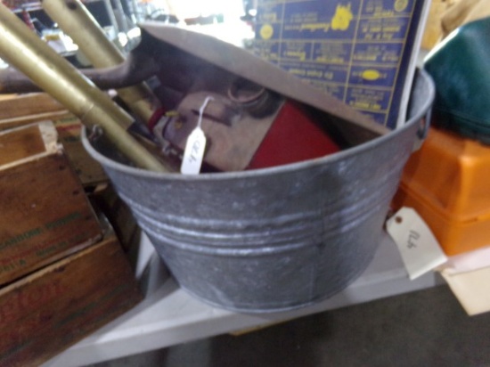 WASH TUB FULL OF CONTENTS INCLUDING SHOVEL SURF SPIKES AND MORE