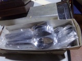 BOX LOT OF CARVEL HALL CARVING SETS STEAK KNIVES AND MORE