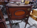 DEPRESSION ERA SMOKING STAND