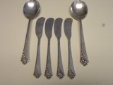 6 PCS HEIRLOOM STERLING 4 BUTTER KNIVES AND 2 SOUP SPOONS 5.6 T OZ