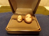 2 CAMEO 10 K GOLD RINGS 4.6 DWT