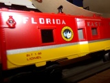 SET OF SIX LIONEL TRAINS TO INCLUDE FLORIDA EAST COAST 9382 NH 9272 WGN 640