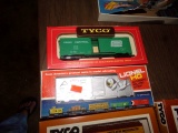 LOT OF SIX TYCO TRAINS PENN CENTRAL BOX CARS BATMAN SHAZAAM AND MORE