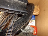 BOX OF LIONEL TRACK 214 PLATE BRIDGE IN ORIGINAL BOX INSTANT ROAD BED BUILD