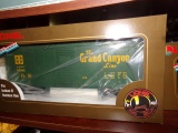 SHELF LOT WITH TWO LIONEL LARGE SCALE CARS GRAND CANYON LINE ATSF 87002 ATS