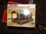 FIVE PCS LIONEL NEW IN BOX OIL PUMP 2305 FREIGHT PLATFORM KIT OPERATING FUE