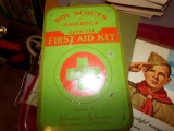 VINTAGE BOY SCOUT FIRST AID KIT AND HARDBACK BOOKS AND BOY SCOUT PLAQUE
