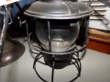 ADLAKE KEROSENE LANTERN CLEAR GLOBE