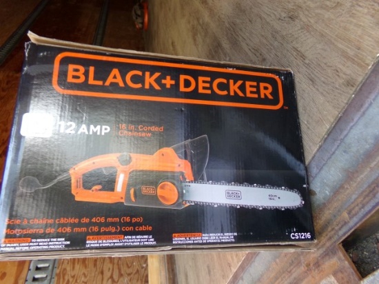 Black & Decker CS1216 12 Amp Corded 16 in. Chainsaw