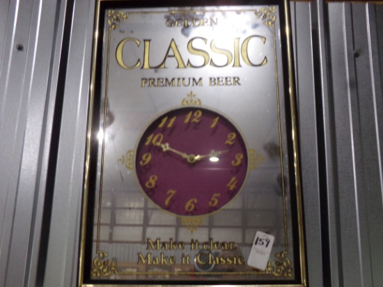 GOLDEN CLASSIC BEER SIGN 19 X 14
