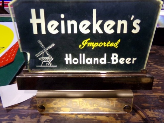 HEINEKIN LIGHTED SIGN