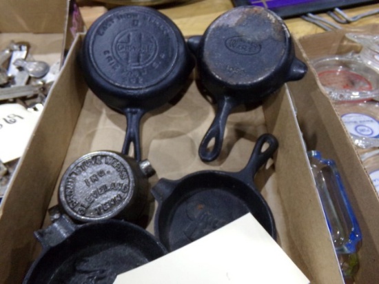 BOX OF MINIATURE FRYING PANS WAGNER WARE 1050 AND GRISWALK 352 AND CAST IRO