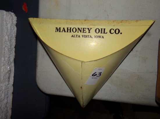 MAHONEY OIL CO TIN HANGING HOLDER