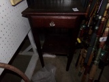ANTIQUE SINGLE DRAWER NIGHT STAND