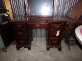 MAHOGANY DRESSING TABLE