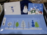LOT OF CHRISTMAS TRAYS AND PLATES