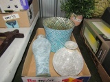 BOX WITH FROSTED VASES AND CANDLE HOLDER