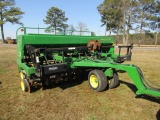 #107 JOHN DEERE 750 15 FT NO TILL DRILL WITH YETTER HYD MARKERS 15' PLANTIN