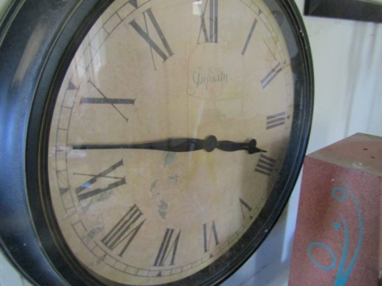 LARGE CONTEMPORARY WALL CLOCK