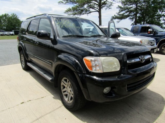 #1701 2005 TOYOTA SEQUOIA SR5 128842 MILES AUTO TRANS LEATHER RUNNING BOARD