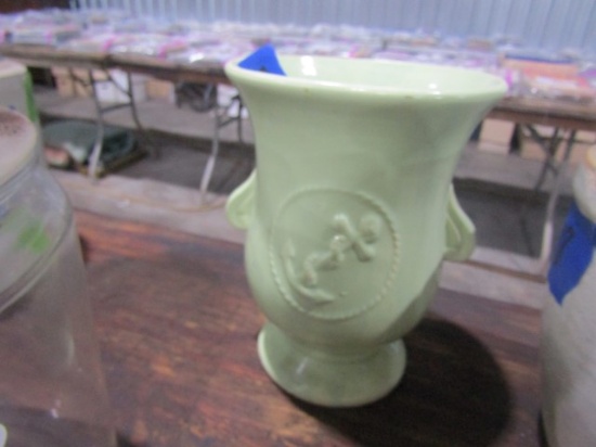 ROSEVILLE POTTERY LIGHT GREEN GLAZED VASE APPROX 9 INCH TALL